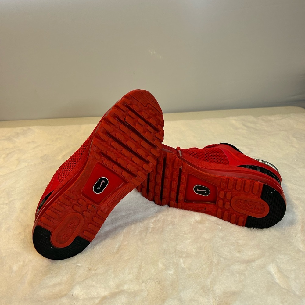 Nike Air Max Womens 8 Red Black Running Shoes Cushion Athletic Sneaker - Picture 10 of 15
